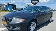 Grijs Gebruikt 2014 Volvo V70 Momentum Stationwagen | € 4.950 (Goede deal)