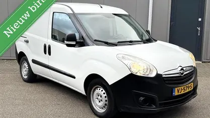 Overige Gebruikt 2014 Opel Combo Sedan | € 3.150 (Eerlijke prijs)