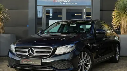 Groen (metallic) Occasion 2018 Mercedes E200 Business Sedan | € 22.950 (Super prijs)