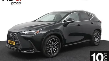 Zwart Gebruikt 2024 Lexus NX450h+ Executive Line SUV | € 57.450 (Eerlijke prijs)