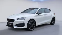Wit Gebruikt 2022 Cupra Leon VZ Hatchback | € 29.145 (Eerlijke prijs)
