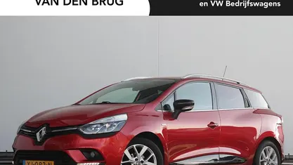 Rood Occasion 2019 Renault Clio GrandTour LIMITED Stationwagen | € 9.950 (Eerlijke prijs)
