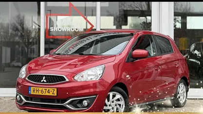 Gebruikt 2017 Mitsubishi Space Star Intense Hatchback | € 9.445 (Eerlijke prijs)