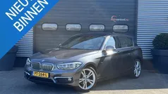 Grijs, metallic lak Gebruikt 2017 BMW 118 Executive Hatchback | € 12.400 (Super prijs)