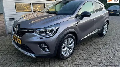 Grijs Gebruikt 2021 Renault Captur Business SUV | € 19.900 (Goede deal)