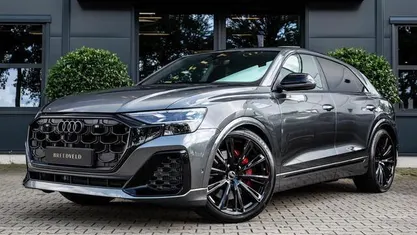 Nieuw Audi Q8 Competition 489 PK (359 kW) 2025 Grijs SUV