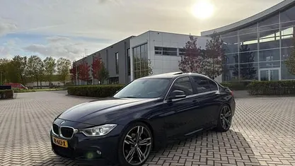 Blauw Gebruikt 2014 BMW 328 M Sport Sedan | € 14.950 (Eerlijke prijs)