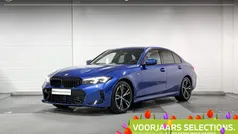 Portimao blau metallic (blauw metallic) Gebruikt 2024 BMW 318 M Sport Sedan | € 43.899 (Eerlijke prijs)