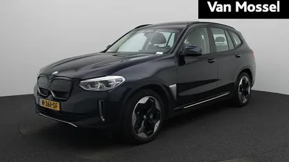 Zwart Gebruikt 2021 BMW iX3 Executive SUV | € 32.945 (Eerlijke prijs)