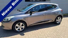Grijs Gebruikt 2013 Renault Clio IV Dynamique Hatchback | € 6.445 (Eerlijke prijs)