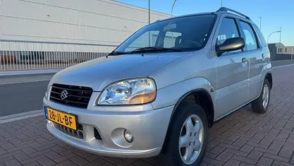 Occasion Suzuki Ignis 83 PK (61 kW) 2002 Grijs Hatchback