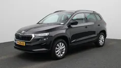 Zwart Gebruikt 2022 Skoda Karoq Business Line SUV | € 29.900 (Goede deal)