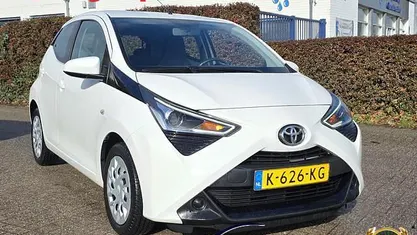 Occasion Toyota Aygo X-play 74 PK (54 kW) 2020 Hatchback