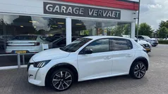 Wit Gebruikt 2021 Peugeot 208 GT Hatchback | € 19.950 (Eerlijke prijs)