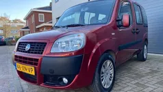 Rood Gebruikt 2007 Fiat Doblò Dynamic MPV | € 3.995 (Eerlijke prijs)
