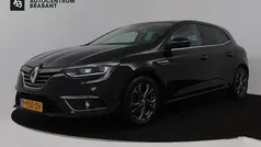 Gebruikt 2016 Renault Mégane IV Zen Hatchback | € 10.445 (Eerlijke prijs)