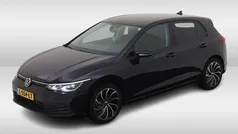Zwart Gebruikt 2021 VW Golf VIII Business Hatchback | € 21.950 (Eerlijke prijs)
