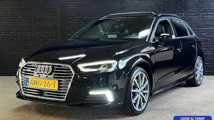 Zwart Gebruikt 2020 Audi A3 Sportback e-tron Sport Hatchback | € 19.900 (Eerlijke prijs)