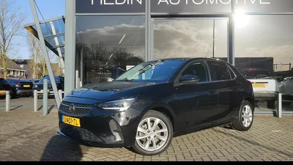 Zwart Gebruikt 2021 Opel Corsa Elegance Hatchback | € 13.445 (Eerlijke prijs)