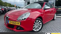 Rood Gebruikt 2012 Alfa Romeo Giulietta Business Hatchback | € 8.950 (Eerlijke prijs)