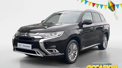 Gebruikt 2020 Mitsubishi Outlander Instyle SUV | € 21.440 (Eerlijke prijs)