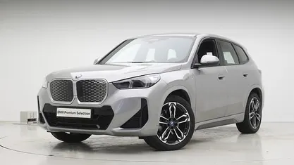 Occasion 2025 BMW iX1 M Sport SUV | € 44.895 (Super prijs)