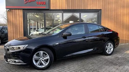 Occasion Opel Insignia Edition 110 PK (80 kW) 2017 Zwart Hatchback