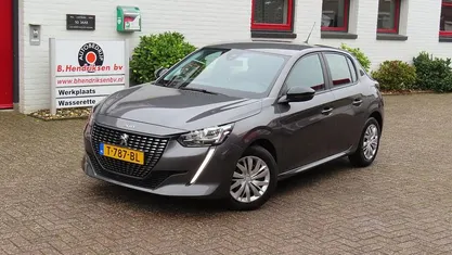 Occasion Peugeot 208 Active 75 PK (55 kW) 2023 Grijs (metallic) Hatchback