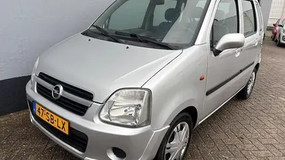 Occasion 2005 Opel Agila Hatchback | € 950 (Eerlijke prijs)