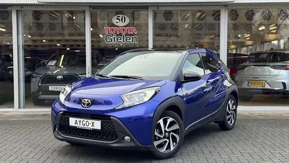 Blauw Gebruikt 2025 Toyota Aygo X Pulse SUV | € 18.900 (Eerlijke prijs)