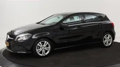 Zwart Gebruikt 2017 Mercedes A180 Urban Hatchback | € 14.900 (Goede deal)