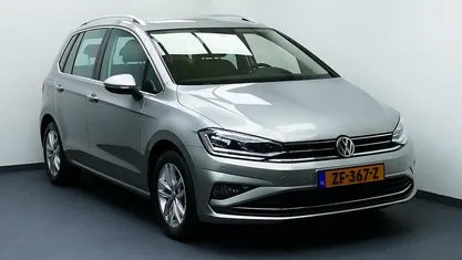 Grijs, metallic lak Gebruikt 2019 VW Golf Sportsvan Highline MPV | € 19.949 (Eerlijke prijs)