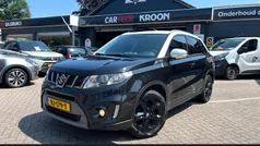 Zwart Gebruikt 2016 Suzuki Vitara SUV | € 17.250 (Eerlijke prijs)