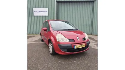 Rood Gebruikt 2008 Renault Grand Modus Expression MPV | € 1.999 (Eerlijke prijs)