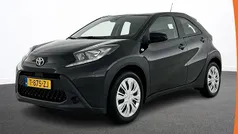 Gebruikt 2023 Toyota Aygo Play Hatchback | € 15.980 (Goede deal)