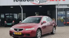 Rood Gebruikt 2004 Honda Accord Comfort Sedan | € 3.895 (Eerlijke prijs)