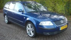 Blauw Gebruikt 2001 VW Passat Trendline Stationwagen | € 950 (Eerlijke prijs)