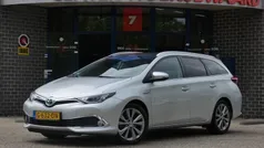 Grijs Gebruikt 2017 Toyota Auris Hybrid Skyview Edition Stationwagen | € 15.844 (Eerlijke prijs)