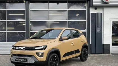 Occasion Dacia Spring Extreme 49 kW (67 PK) 2024 Bruin Hatchback