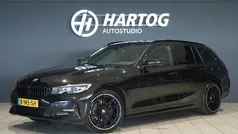 Zwart Gebruikt 2021 BMW 318 Executive Stationwagen | € 27.700 (Eerlijke prijs)