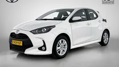 Wit Gebruikt 2024 Toyota Yaris Hybrid Active Hatchback | € 23.445 (Eerlijke prijs)