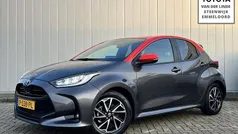 Gebruikt 2022 Toyota Yaris Hybrid Hatchback | € 22.400 (Eerlijke prijs)