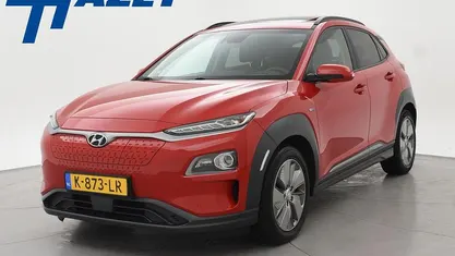 Rood Gebruikt 2020 Hyundai Kona Premium SUV | € 18.950 (Eerlijke prijs)