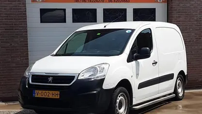 Occasion Peugeot Partner S 99 PK (72 kW) 2017 Wit MPV