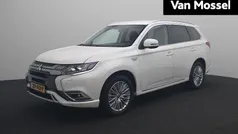 Gebruikt 2019 Mitsubishi Outlander P-HEV Intense SUV | € 20.995 (Goede deal)