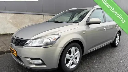 Occasion 2012 Kia Ceed Plus Hatchback | € 2.450 (Super prijs)