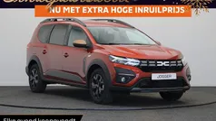 Bruin Gebruikt 2024 Dacia Jogger Extreme MPV | € 27.440 (Super prijs)