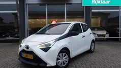 Wit Gebruikt 2019 Toyota Aygo Hatchback | € 9.990 (Goede deal)