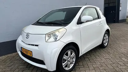 Occasion 2010 Toyota iQ Comfort Hatchback | € 4.250 (Goede deal)