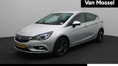 Grijs Gebruikt 2019 Opel Astra Edition Hatchback | € 12.400 (Eerlijke prijs)